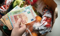 Inflation betrifft auch Handel, weil dadurch abzüglich der Teuerung weniger in der Kassa bleibt.