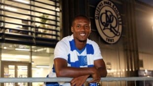 Der 22-jährige Richard Kone unterschrieb vor kurzem einen Vertrag beim englischen Traditionsklub ...