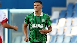 Der Klagenfurter Tarik Muharemovic empfängt am Samstag mit Aufsteiger Sassuolo zum Serie A-Start ...