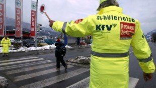 In Österreich sind rund 6.000 Freiwillige als Schülerlotsen tätig.