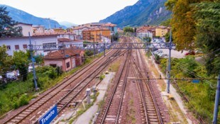 Der Zusammenstoß legte den Zugverkehr in der Provinz Trentino lahm. (Symbolbild)