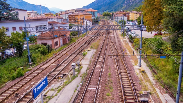 Der Zusammenstoß legte den Zugverkehr in der Provinz Trentino lahm. (Symbolbild)