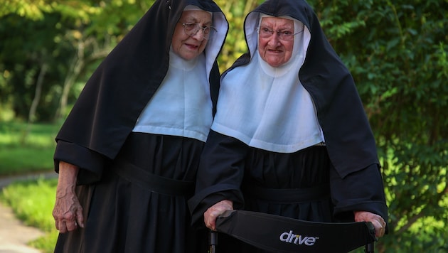 Die Ordensfrauen Rita und Bernadette wollen ihren Lebensabend im Kloster verbringen.