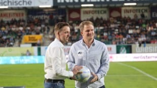 Ried-Präsident Thomas Gahleitner mit Sportvorstand Wolfgang Fiala.