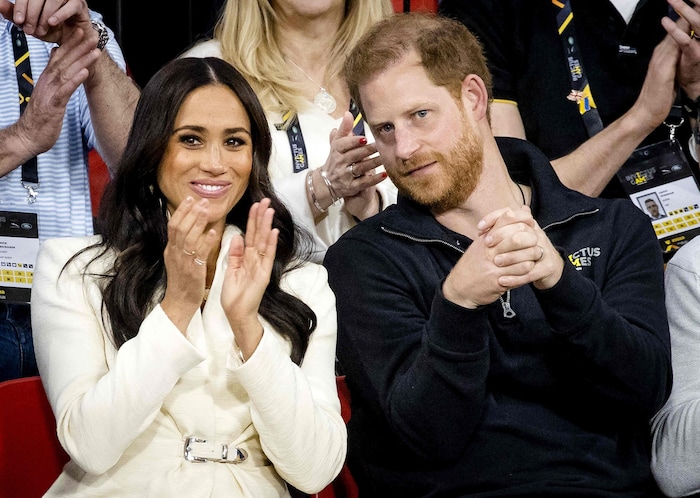 Prinz William soll Herzogin Meghan nicht vertrauen, weshalb sich der Thronfolger auch nicht mit ...