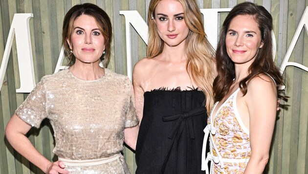 Monica Lewinsky und Amanda Knox mit Hauptdarstellerin Grace Van Patten bei der Premiere von „The ...