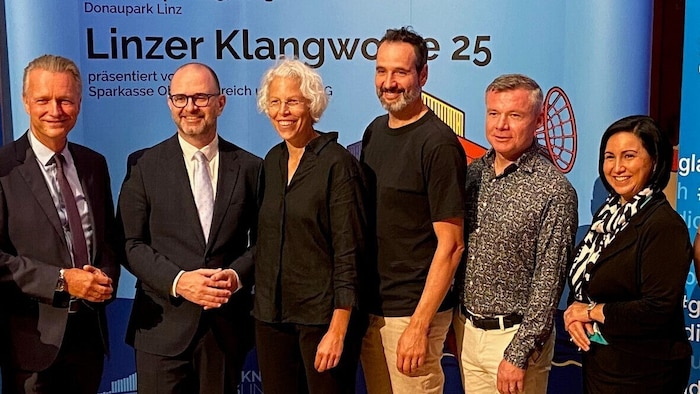 von links: Klaus Obereder (Landesdirektor ORF OÖ), Bürgermeister Dietmar Prammer, ...