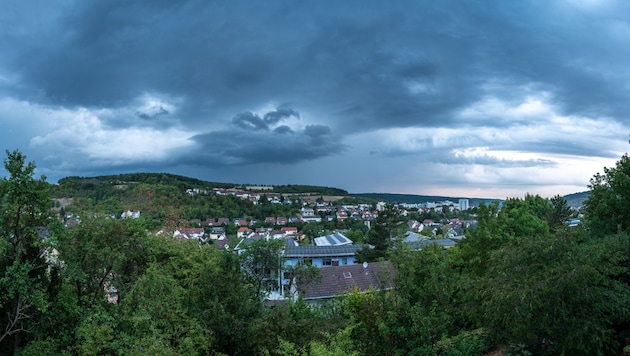 Österreich erlebt in den nächsten Tagen einen Mix aus Sonne, Wolken und Regenschauern bei nur ...