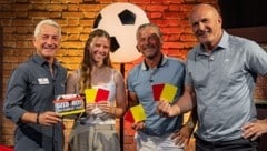 Moderator Hannes Steiner, SKN-Stürmerin Sarah Mattner und die beiden Analytiker Frenkie ...