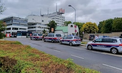 Gaza-Aktivisten drangen am Donnerstagnachmittag in den Newsroom des ORF-Zentrums am Küniglberg ...