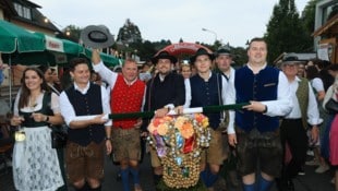 Der Umzug mit der Hauerkrone ist jedes Jahr ein Höhepunkt und ist auch UNESCO-Weltkulturerbe.