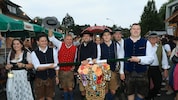 Der Umzug mit der Hauerkrone ist jedes Jahr ein Höhepunkt und ist auch UNESCO-Weltkulturerbe.