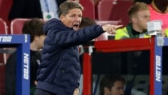 Oliver Glasner braucht dringend neue Spieler. 