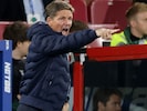 Oliver Glasner braucht dringend neue Spieler. 