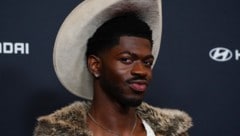 Der US-Rapper Lil Nas X wurde unter anderem durch seinen Song „Old Town Road“ bekannt. ...