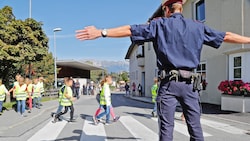 Die Polizei wird zu Schulbeginn wieder verstärkt Kontrollen vor den Schulen in Tirol machen.