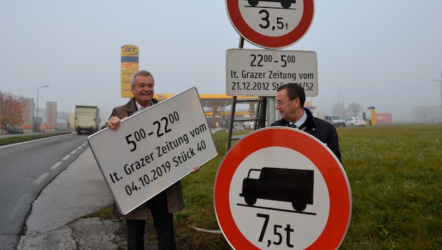 2019 haben der damalige Verkehrsreferent Anton Lang (SPÖ, links) und der frühere ...
