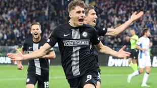 Szymon Wlodarczyk (li.) wechselt auf Leihbasis mit Kaufoption zu Excelsior Rotterdam.