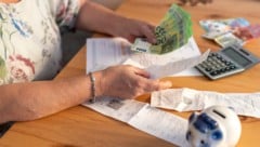 Viele Senioren leben von Mindespensionen. Das Thema wird immer mehr zum Politikum – zumal in ...