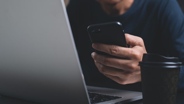 Der Politiker soll das 13-jährige Mädchen über eine Online-Plattform kennengelernt haben ...