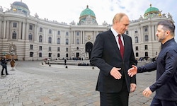 Ein Handschlag vor oder in der Hofburg zwischen Kremlchef Putin und Ukraines Präsident ...