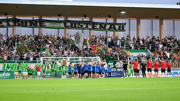 Schlussendlich konnten sich die Lustenauer doch noch versöhnlich von ihren Fans verabschieden.