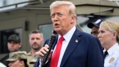 US-Präsident Donald Trump ist laut eigener Aussage kein Diktator, sondern „ein schlauer Mensch“.