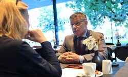 Russland-Experte Gerhard Mangott (59) beim „Krone“-Interview in Innsbruck