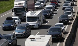 Erste Stillstände auf der Tauernautobahn hat es bereits am Samstagvormittag gegeben. ...