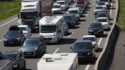 Erste Stillstände auf der Tauernautobahn hat es bereits am Samstagvormittag gegeben. ...