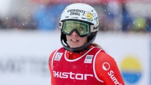 Slalom-Weltmeisterin Camille Rast wird noch von Schmerzen geplagt.