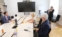 Minister Christoph Wiederkehr im Gespräch mit Susanne Wiesinger unter Moderation der Kronen ...