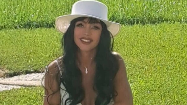 Bernadette E. wollte mittels Botox-Injektionen nur ihre Augenfältchen mildern und geriet dabei ...