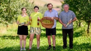 Handverlesene Produkte aus dem Kriecherlgarten: Paula Oswald, Manuela, Raphael und Willibald ...