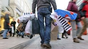 Die Vorweihnachtszeit konfrontiert uns mit billigen Angeboten von allen Seiten. Viel davon wird ...