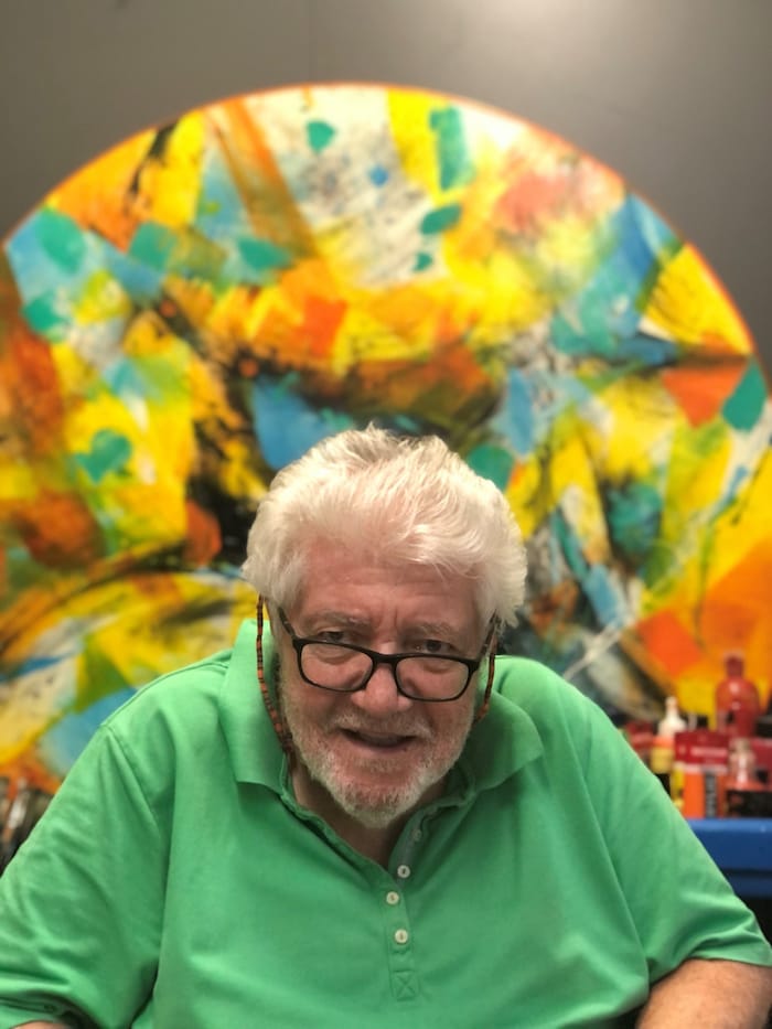 Der Kärntner Künstler Bernd Svetnik in seinem Klagenfurter Galerie-Atelier.