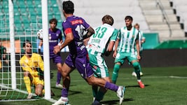 Philipp Hosiner war beim ersten Treffer aus spitzem Winkel erfolgreich.