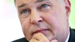 Parteichef Babler fühlt sich wohl in seinem Amt als Vizekanzler und Kulturminister.