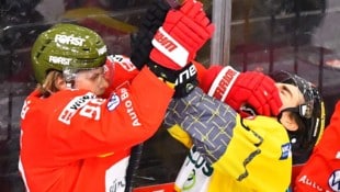 Verteidiger Dominic Hackl (re.) ist ein Caps-Urgestein.