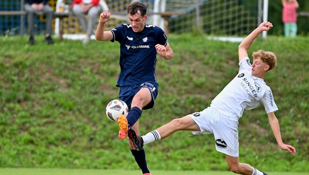 Ferlachs Melbinger (li.) und Loteritsch schenkten sich nichts.