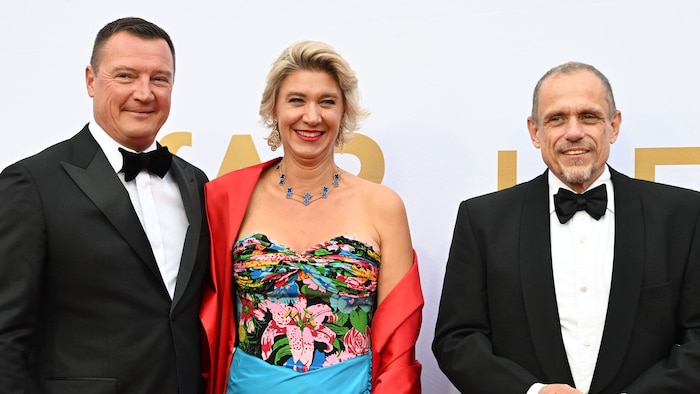Unternehmer Markus Friesacher (li.) mit Ehefrau Elisabeth, Gery Keszler