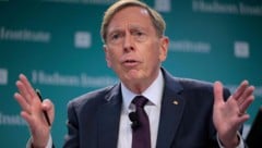 David Petraeus fordert deutlich mehr Hilfe für die Ukraine.