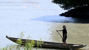 Auf der Donau kam es zu dem Unfall (Symbolbild).
