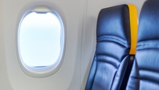 Delta Air Lines und United Airlines wurden von einer Gruppe von Passagieren verklagt.