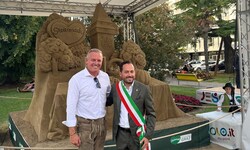 Landeshauptmann Mario Kunasek und Bürgermeister Christofer De Zotti enthüllten eine steirische ...