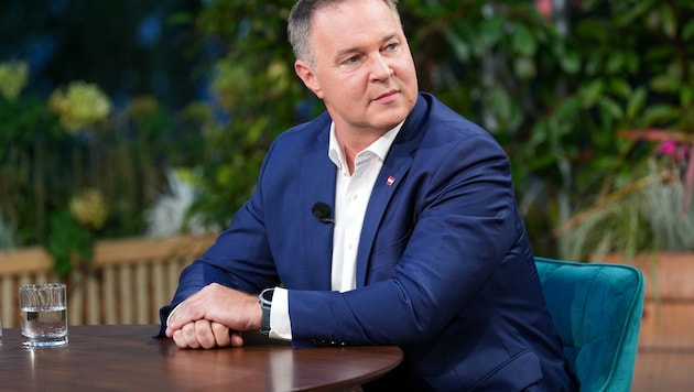 Andreas Babler nahm erstmals als Vizekanzler im ORF-Sommergespräch Platz.