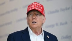 Trump stellt seit Langem das US-Wahlsystem infrage und behauptet fälschlicherweise, seine ...