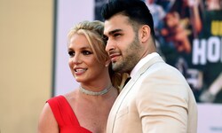 Die Ehe mit Sam Asghari sei nur ein „Fake“ gewesen, verriet Britney Spears jetzt auf Instagram.