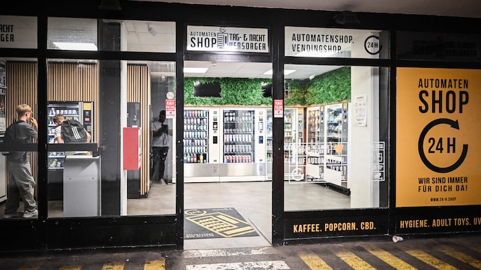 Der Automatenshop in der Hinsenkamp-Unterführung in Urfahr.