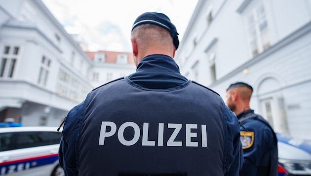 Die Polizei schnappte den Flüchtigen.